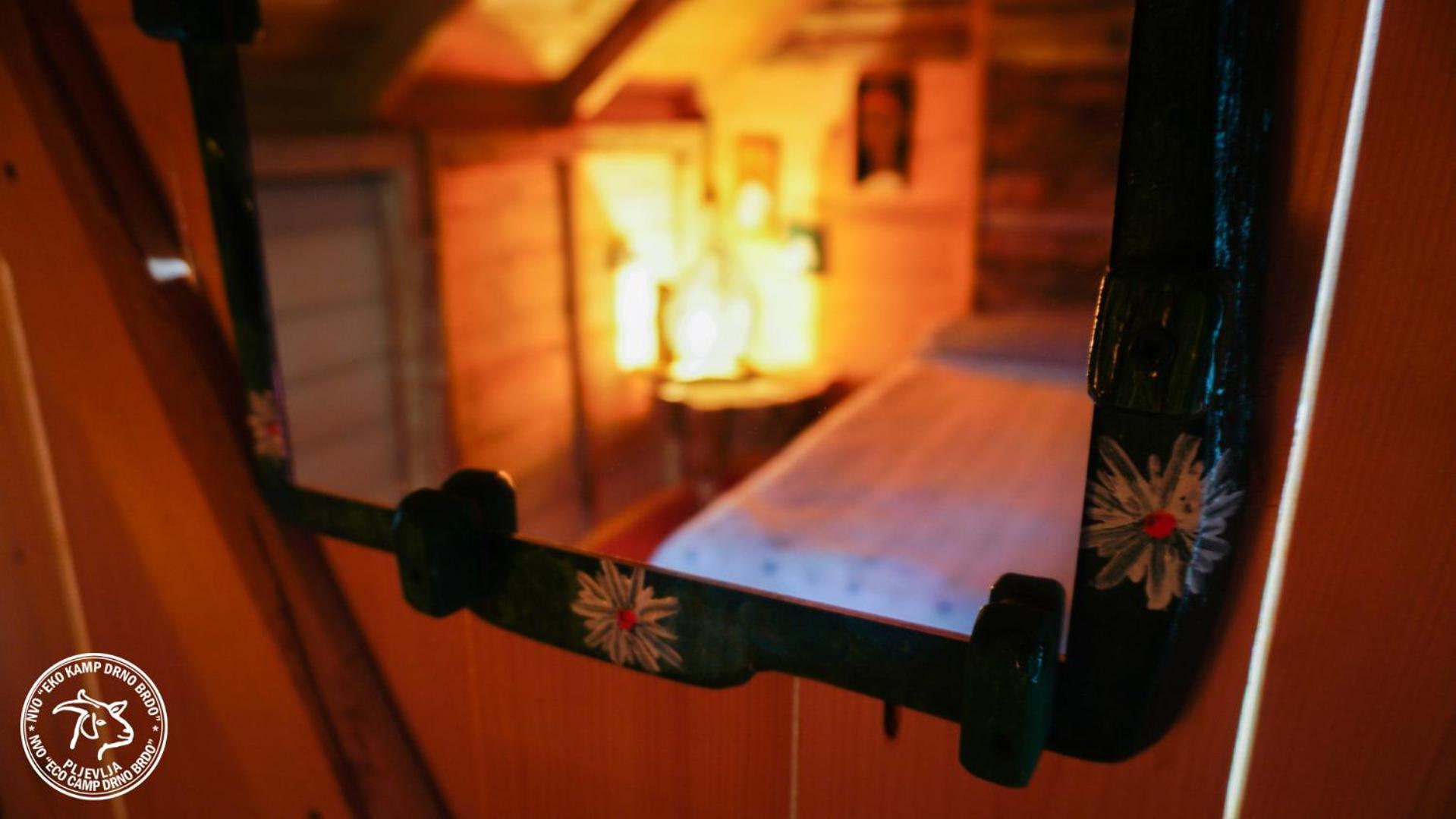 Вилла Eco Camp Drno Brdo Kosanica Экстерьер фото